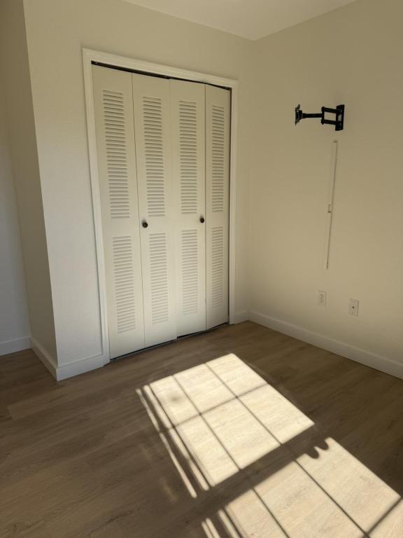 Building Photo - 1001 Lighthouse Rd