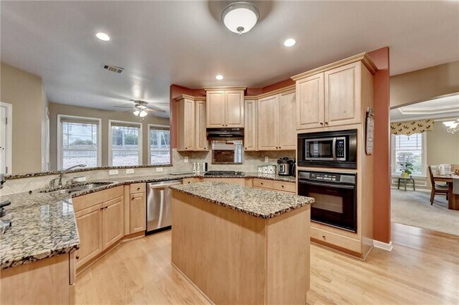 Building Photo - 2213 Hamilton Mill Pkwy
