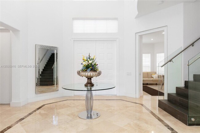 Building Photo - 954 Sanibel Dr
