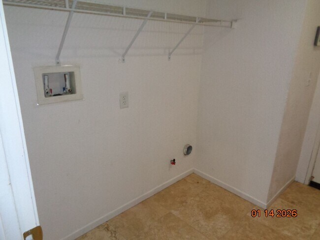 Building Photo - Large West Lancaster 2 Story Built in 2004 with 3638 sq. ft.