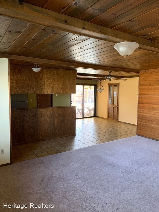 Building Photo - 3 br, 2 bath House - 379 W Deodar