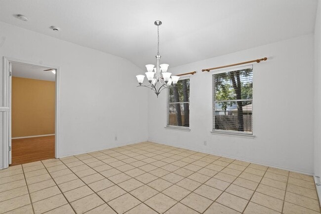 Building Photo - 2100 Desco Dr