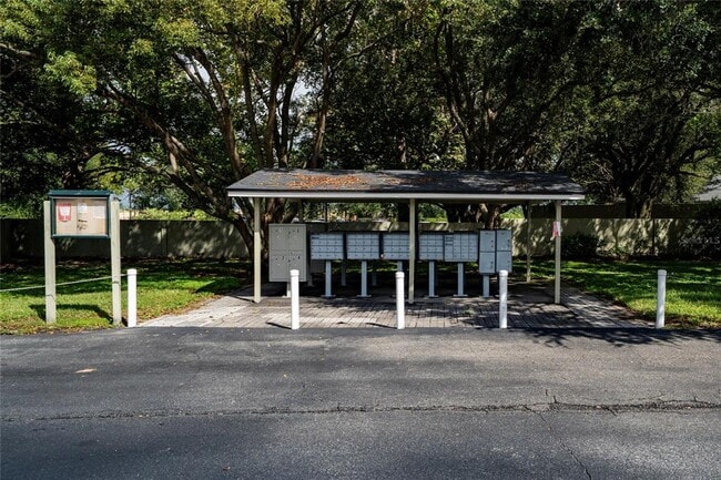 Building Photo - 525 Conway Rd