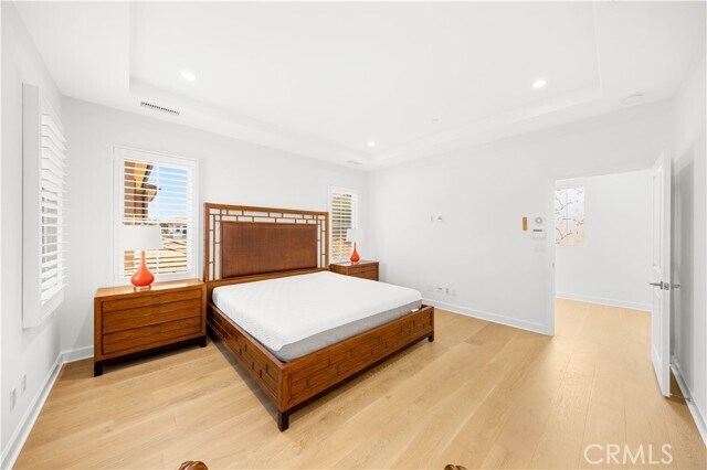 Building Photo - 68 Henson