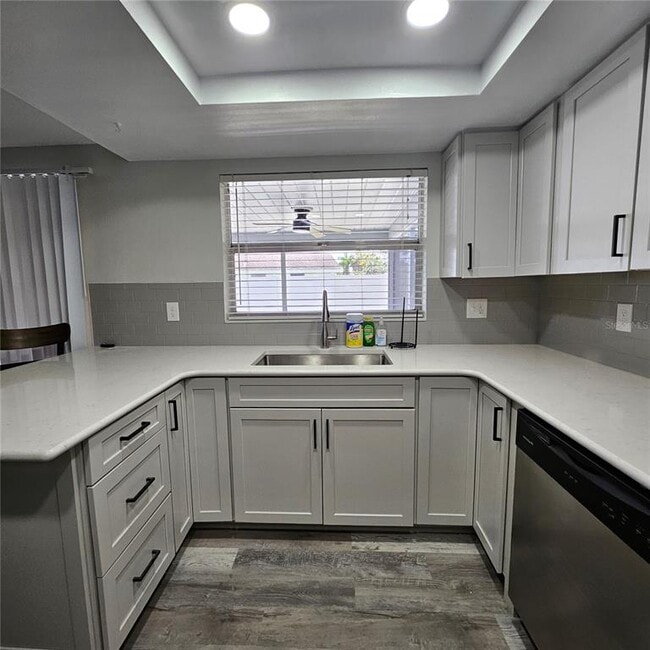 Building Photo - 6008 Firefly Ln
