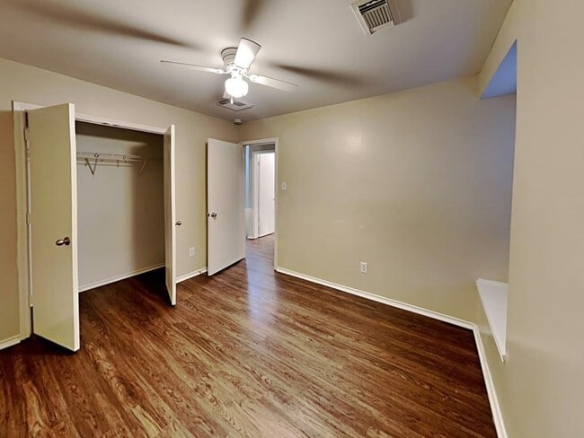 Building Photo - 3510 Avalon Castle Dr