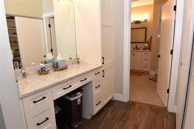 Building Photo - 1631 Starling Dr