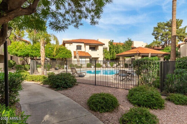 Building Photo - 7008 E Gold Dust Ave