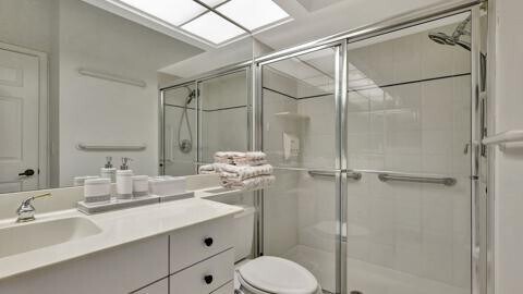 Building Photo - 402 Sea Oats Dr