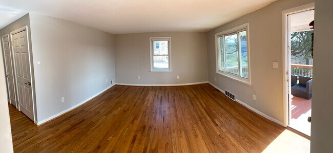 Building Photo - 9645 Loveland Madeira Rd