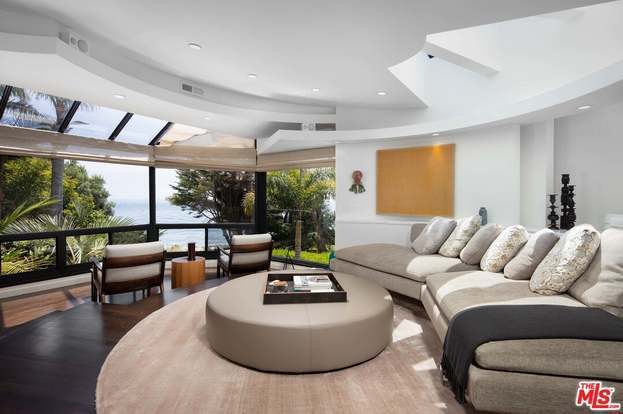Building Photo - 31833 W Sea Level Dr