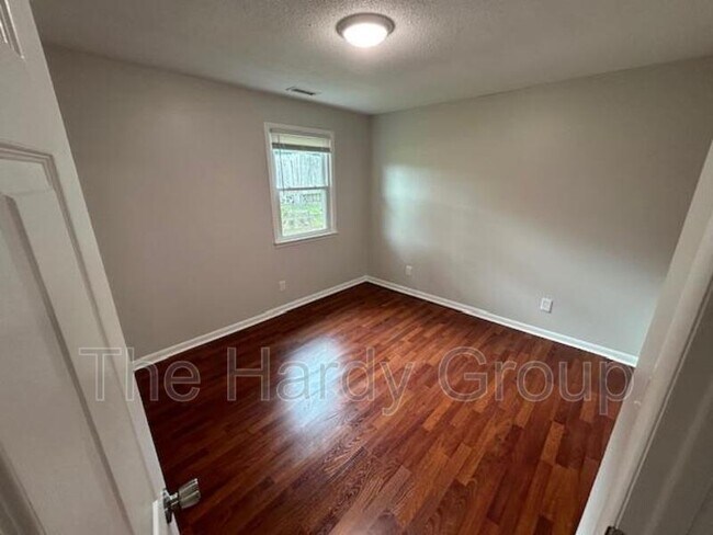 Building Photo - 173 Carroll Hollow Rd