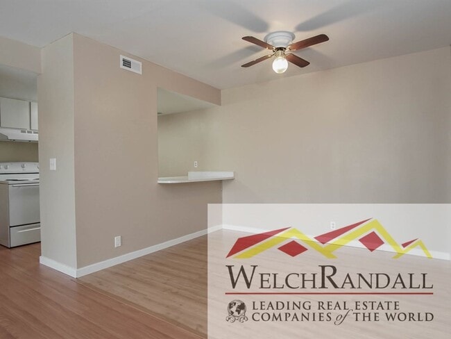 Building Photo - Your Roy Condo Retreat – 2 Bed, 1 Bath, Mo...