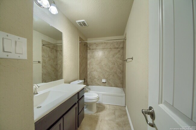 Building Photo - NOW OFFERING 50% OFF 1ST MONTH'S RENT!