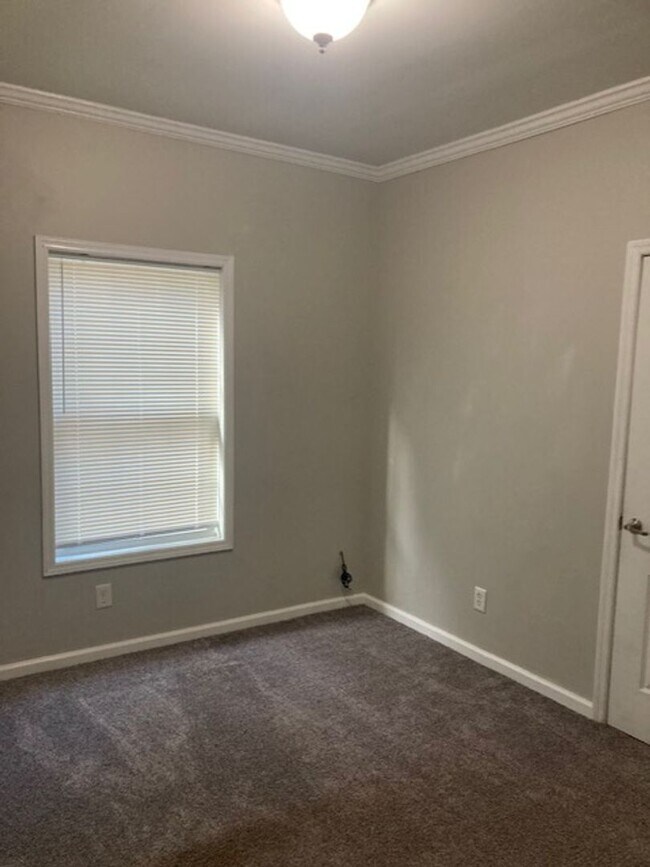 Building Photo - Gulfport 3 Bedroom