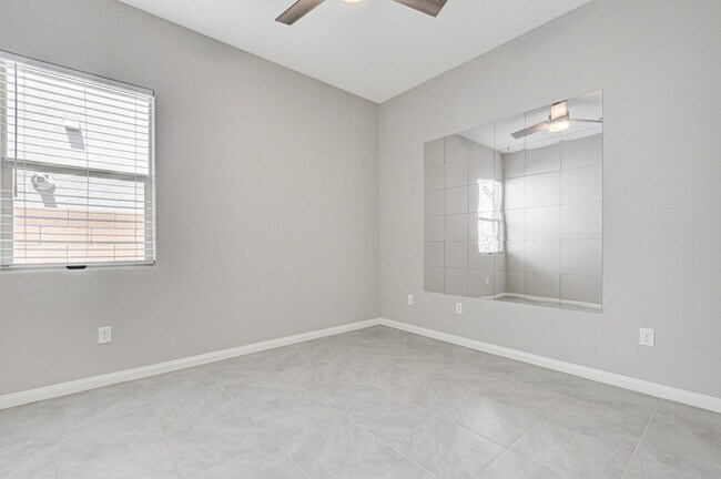 Building Photo - COMFY and NEW 3 Bedroom Home in Skye Canyon!