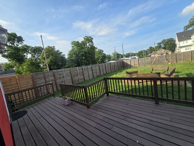Building Photo - Welcome to The Buchanan Retreat – Modern 4...