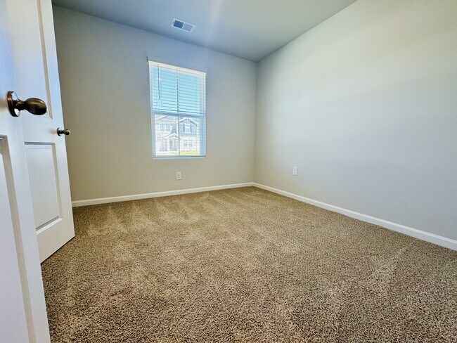 Building Photo - 84 Cpe Pt Dr