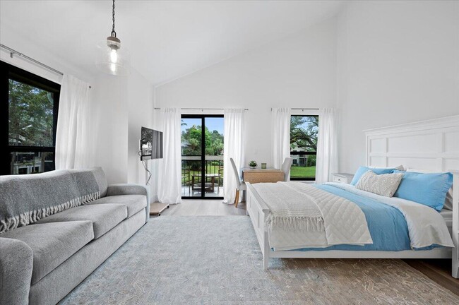 Building Photo - 11863 Wimbledon Cir