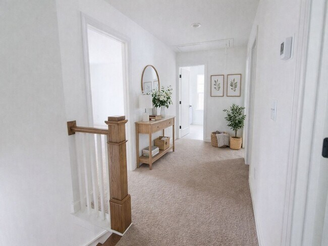 Building Photo - Beautiful 3BR 2.5BA Home in Statesville • 2 Car Garagge Tours