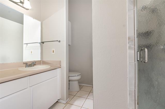 Building Photo - 10438 High Hollows Dr