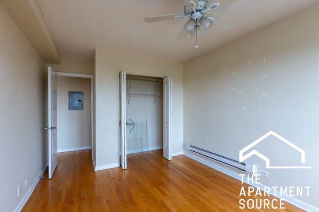 Building Photo - 4180 N Marine Dr