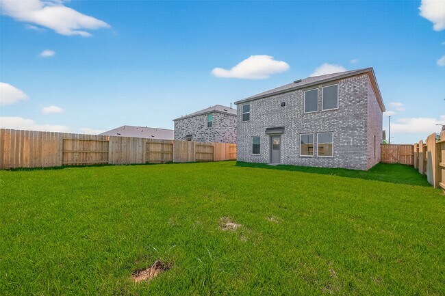 Building Photo - 16722 Spotted Oak Dr