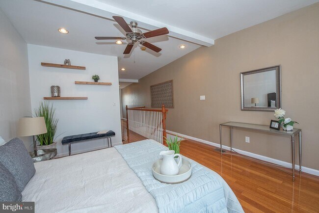 Building Photo - 2025 Parrish St