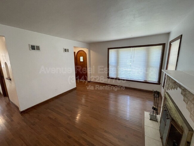 Building Photo - 2944 Moniteau Dr