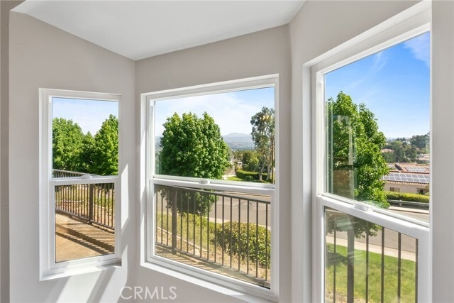 Building Photo - 6085 E Ridgewood Ct