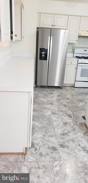 Building Photo - 5613 Glenwood Mews Dr