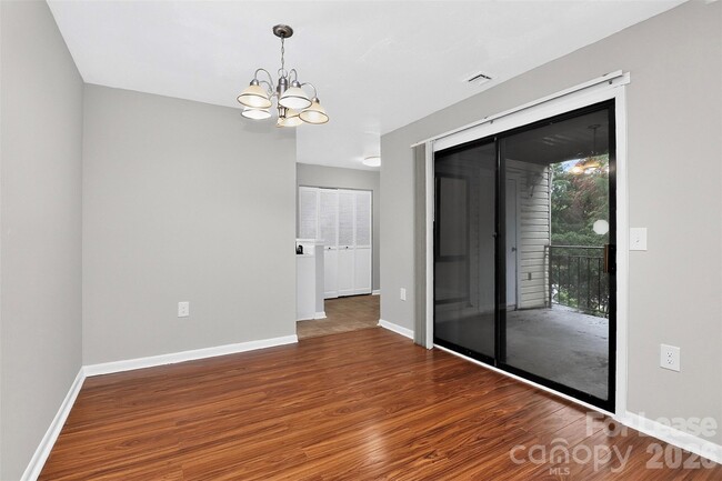 Building Photo - 4804 Spring Lake Dr
