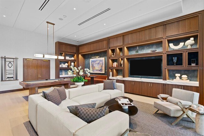 Building Photo - 3015 S Ysabella Ave