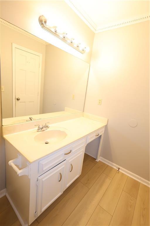 Building Photo - 1092 Mountain Springs Dr