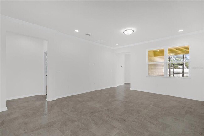 Building Photo - 15113 White Wagtail Ln