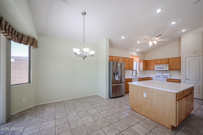 Building Photo - 18100 N Coconino Dr