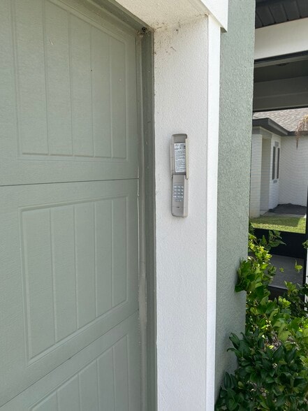 Building Photo - 3033 Neverland Dr