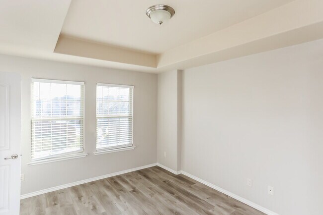 Building Photo - 313 Haywood Cir