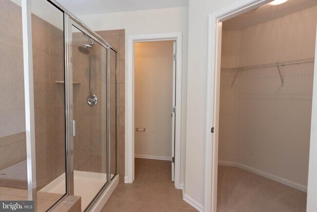 Building Photo - 4100 Presidential Hill Loop