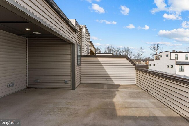 Building Photo - 43433 Wilcox Terrace