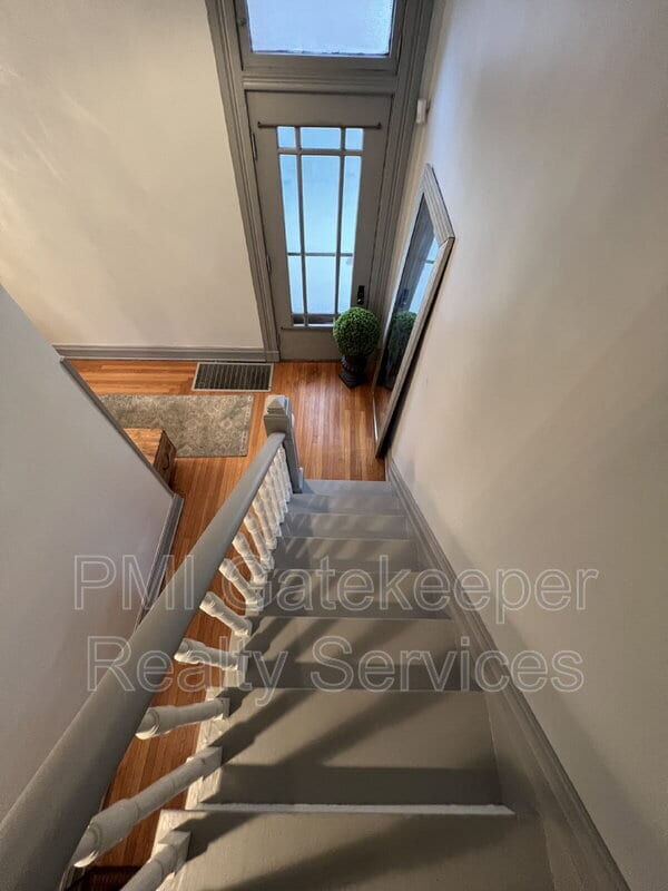 Building Photo - 1279 Ida St