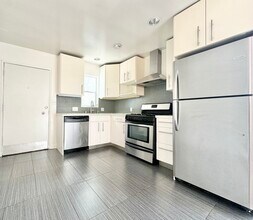 Building Photo - 3625 Regal Pl