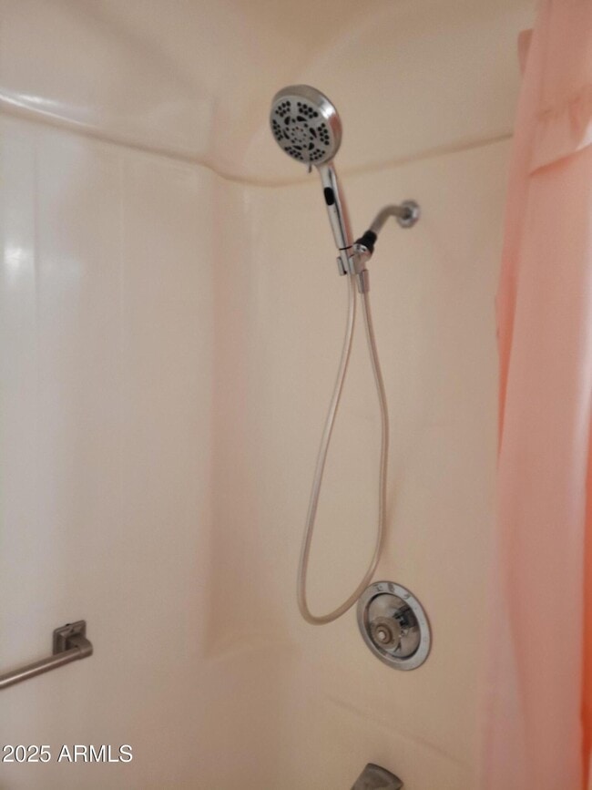 Building Photo - 10060 W Royal Oak Rd