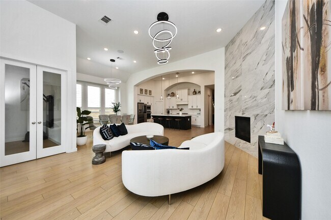Building Photo - 23619 Bottlebrush Terrace Trl