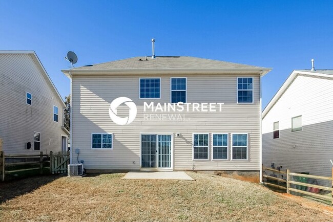 Building Photo - 14835 Havasu St