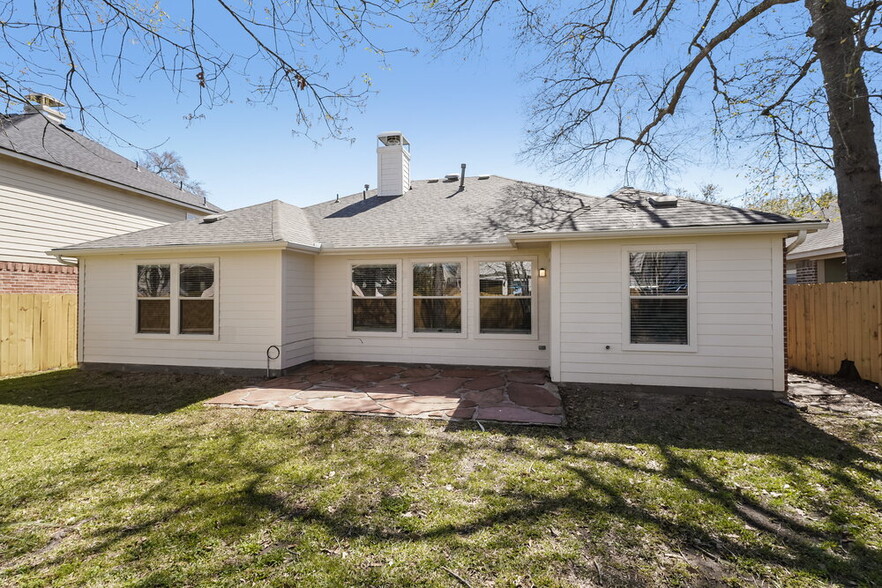 Building Photo - 28506 Carly Cove Ln