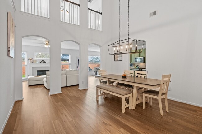 Building Photo - 18210 Juniper Creek Ln