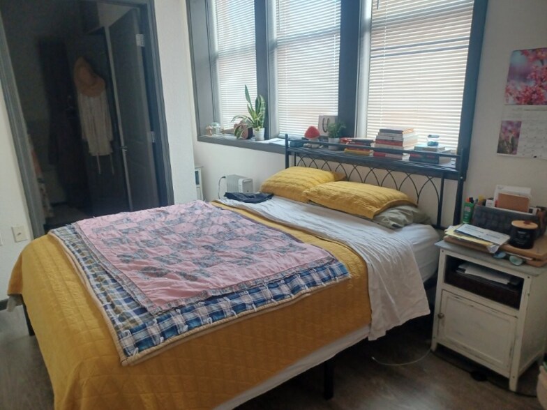 Building Photo - 309 S Jefferson Ave