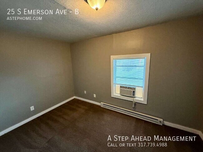Building Photo - 25 S Emerson Ave