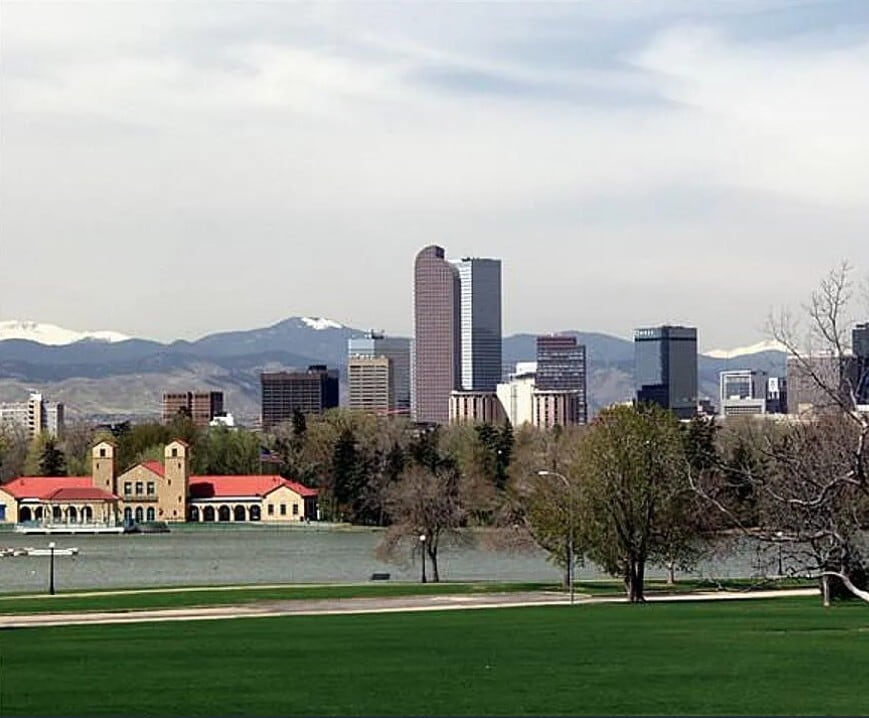 Building Photo - 2735 N Cook St